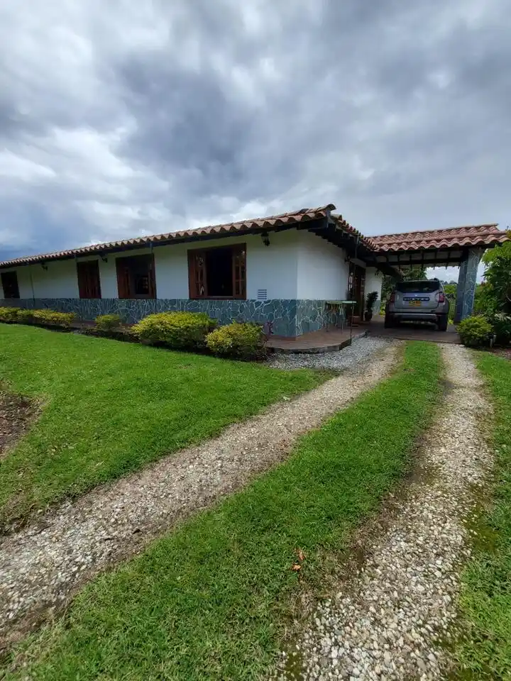 Casa Finca en vereda Pontezuela con hermosa vista